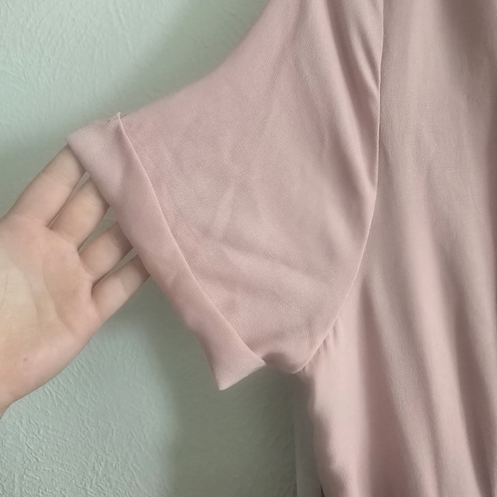 Elegant Pink Women's Dress - Picture 2 of 5